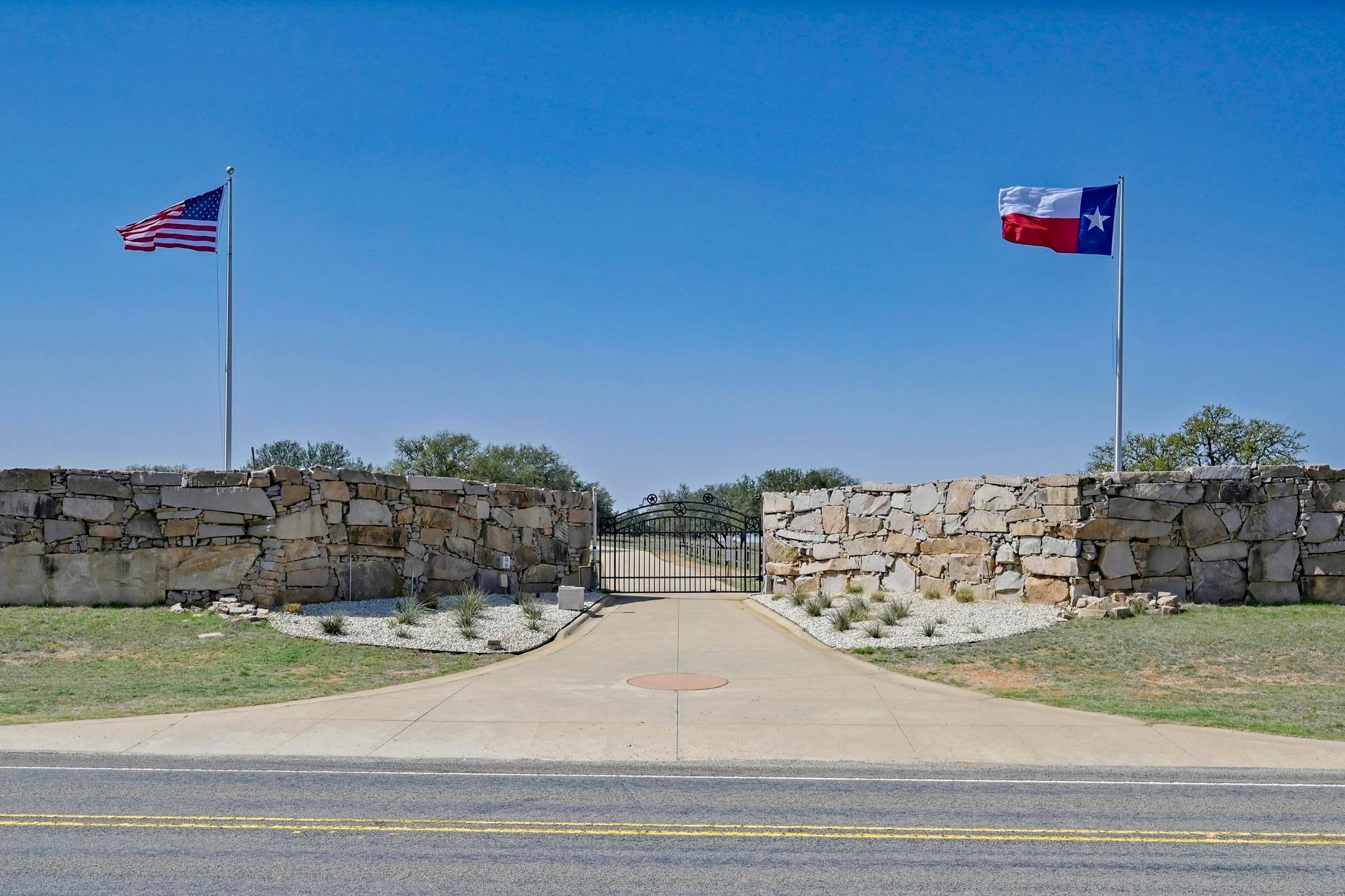 6600 State Highway 71, Llano, TX 78643 — photo 1