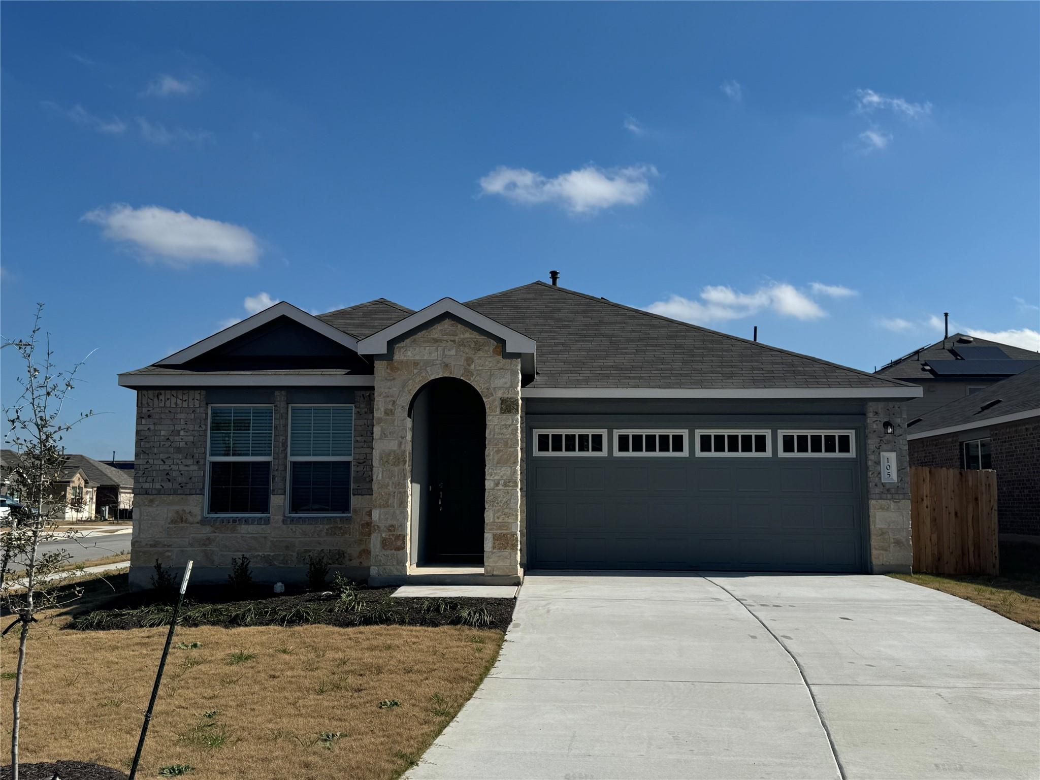 105 Mayacama, San Marcos, TX 78666 — photo 1