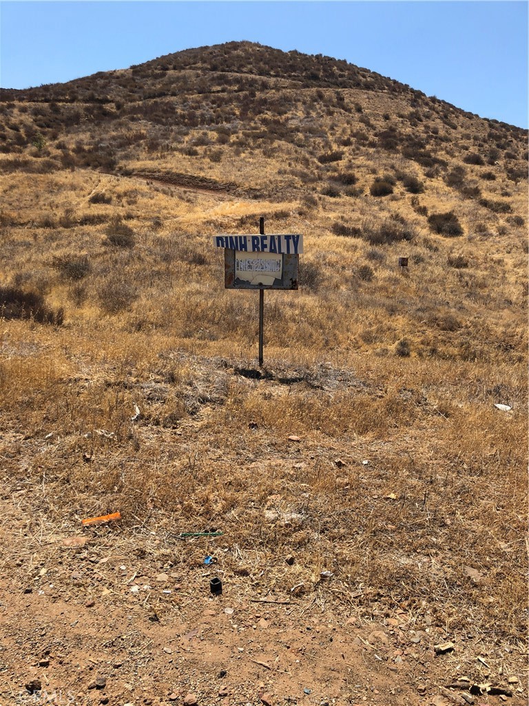 0 goetz, Menifee, CA 92587 — photo 1