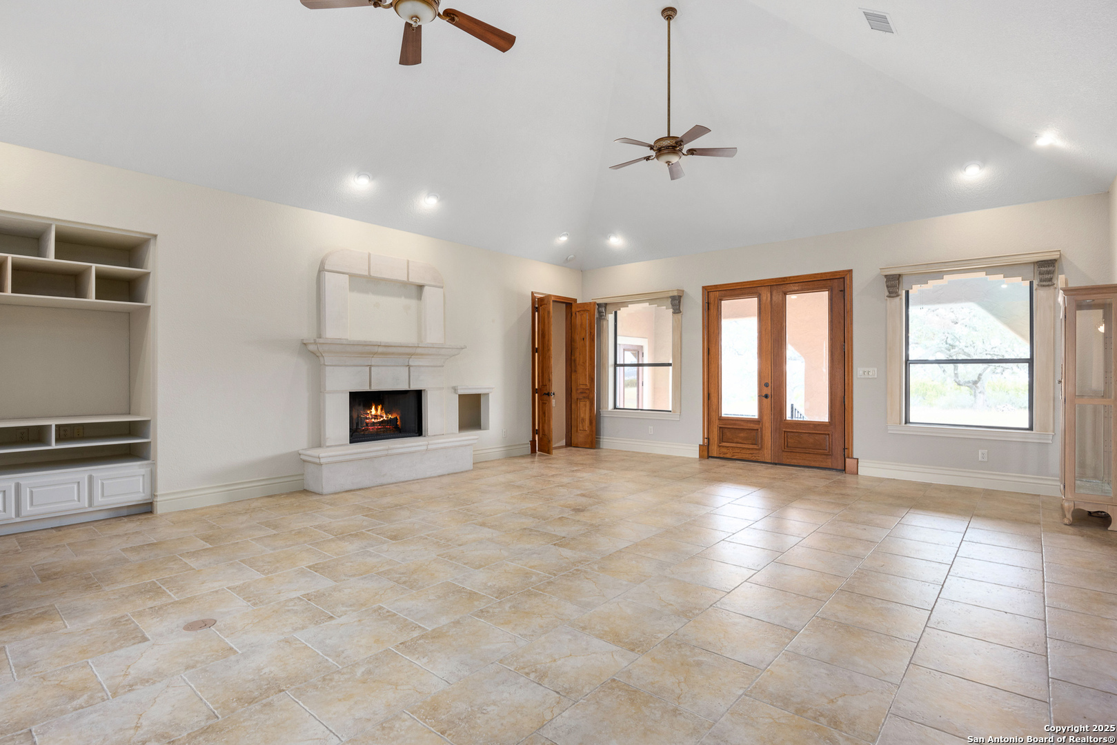 443 BRIDLEGATE BLVD, Bandera, TX 78003 — photo 1