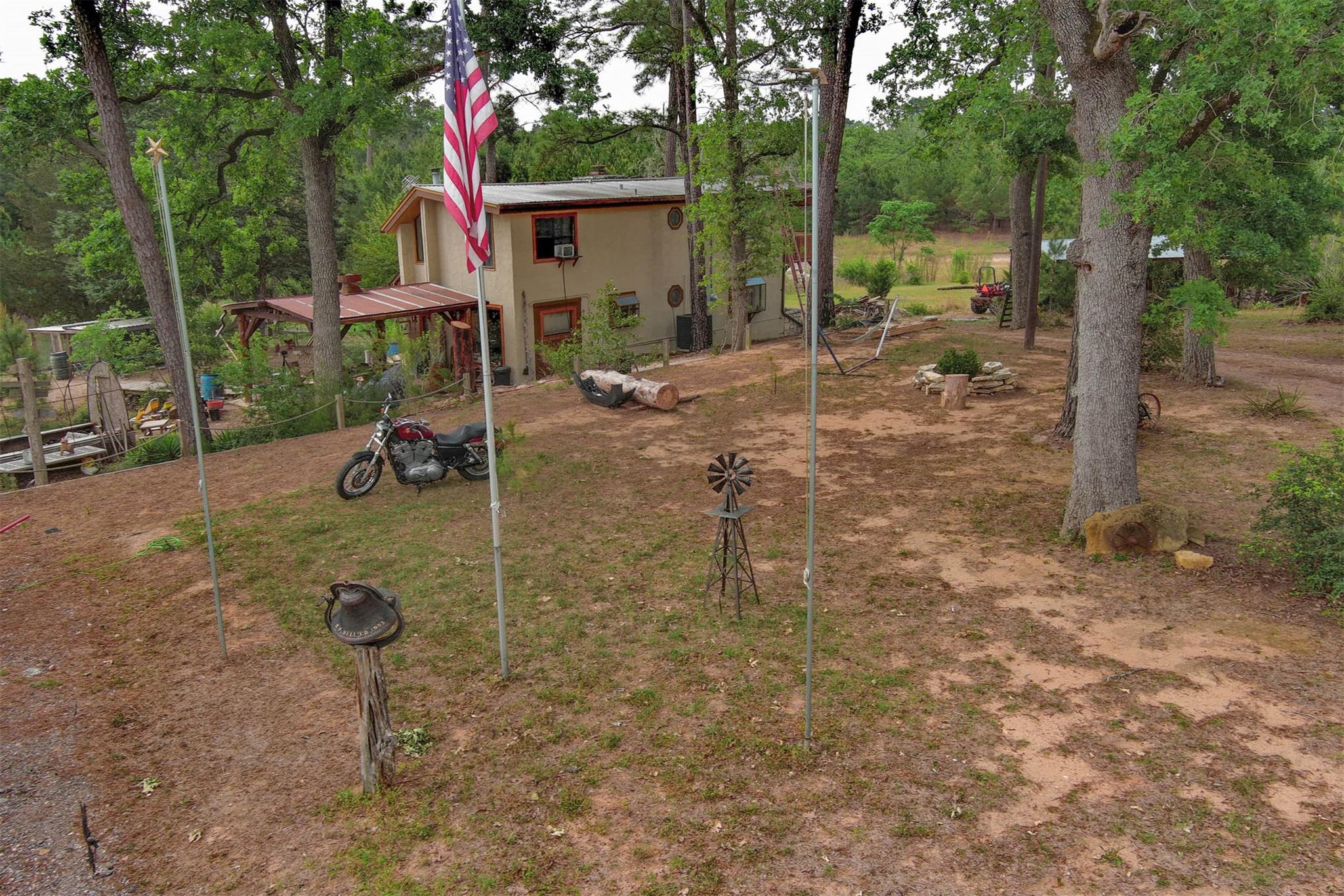 125  Turkey Trot Rd, Smithville, TX 78957 — photo 1