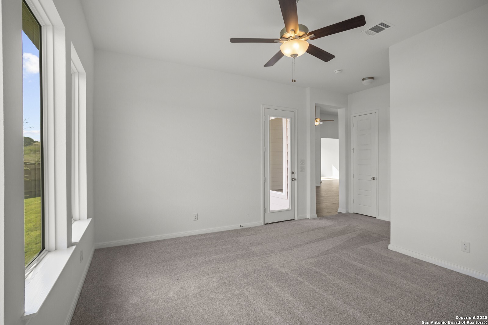 2812 Reeves Ln, Schertz, TX 78108 — photo 1