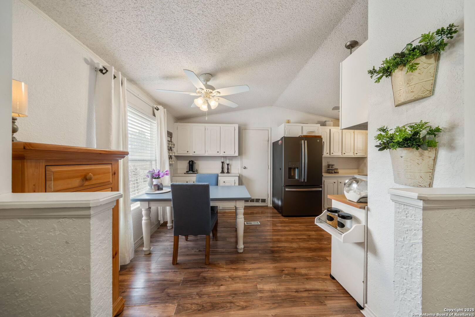 1128 Wright, Bandera, TX 78003 — photo 1