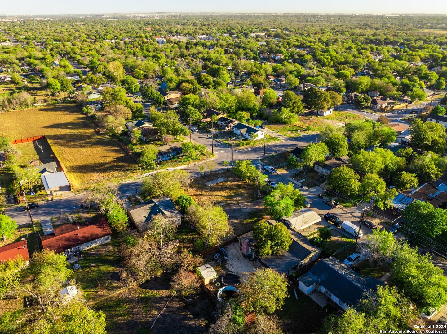 2734 Hicks Ave, San Antonio, TX 78210 — photo 1