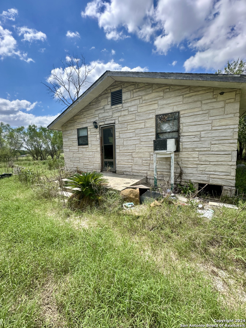 14150 LUCKEY RD, Atascosa, TX 78002 — photo 1