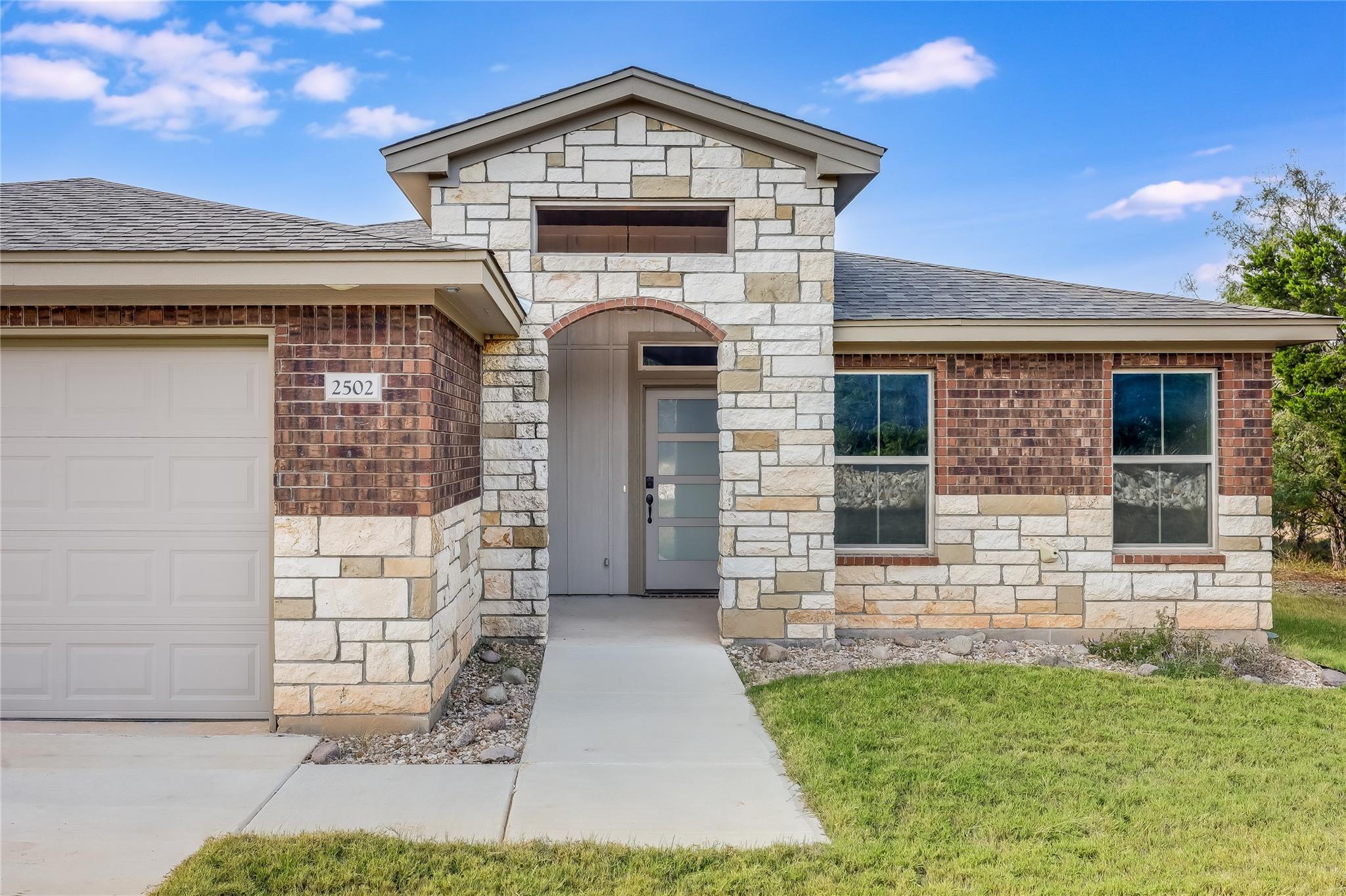 2502 Truman, Lago Vista, TX 78645 — photo 1