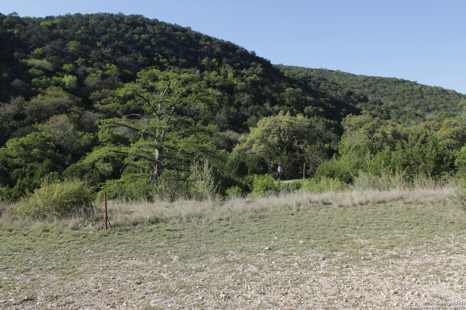 1976 W cedar creek, Leakey, TX 78873 — photo 1