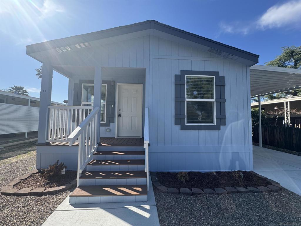 725 W Thornton Ave, Hemet, CA 92543 — photo 1