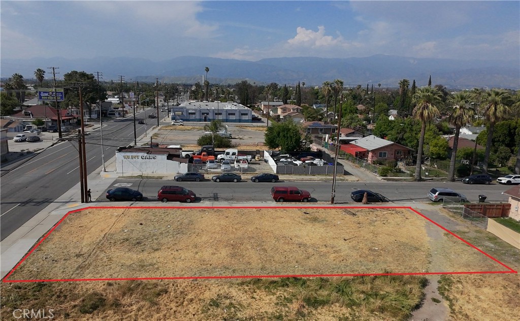 377 S Mount Vernon Avenue, San Bernardino, CA 92410 — photo 1