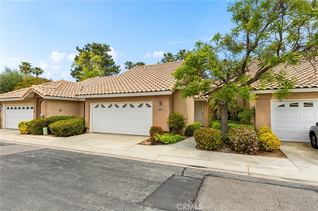 672 La Quinta Drive, Banning, CA 92220 — photo 1
