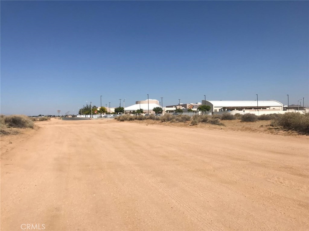 0 Esaws Avenue, Apple Valley, CA 92307 — photo 1