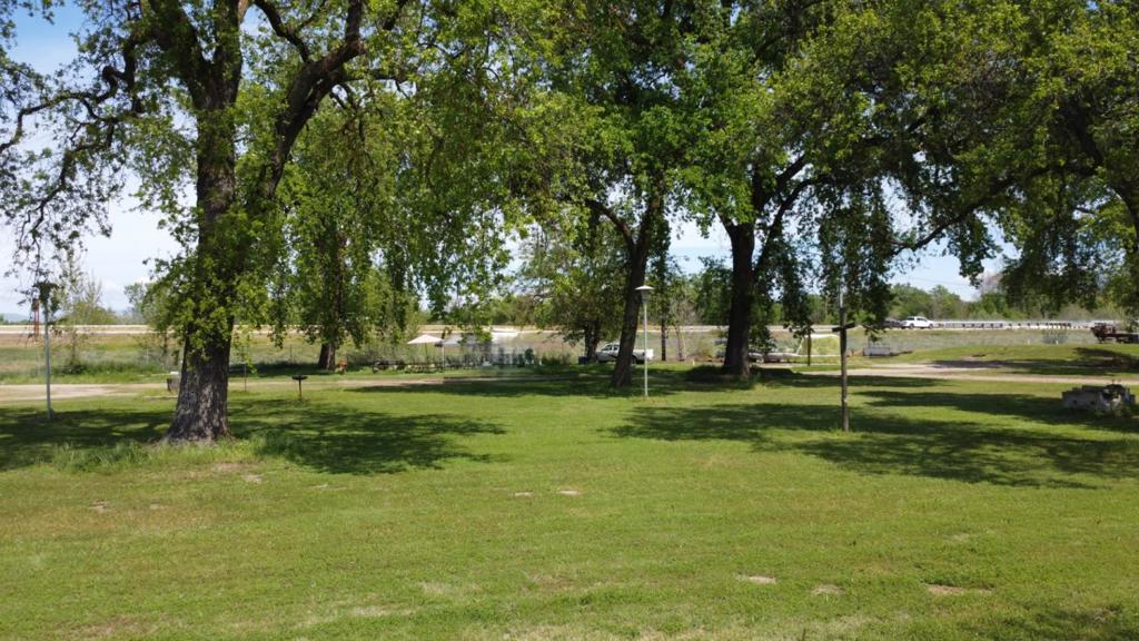 17439 E Kings Canyon Road, Sanger, CA 93657 — photo 1