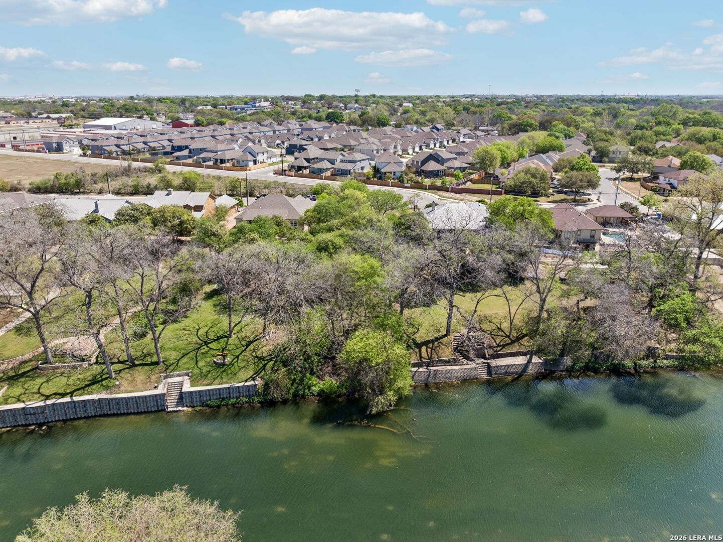 1049 River Terrace, New Braunfels, TX 78130 — photo 1