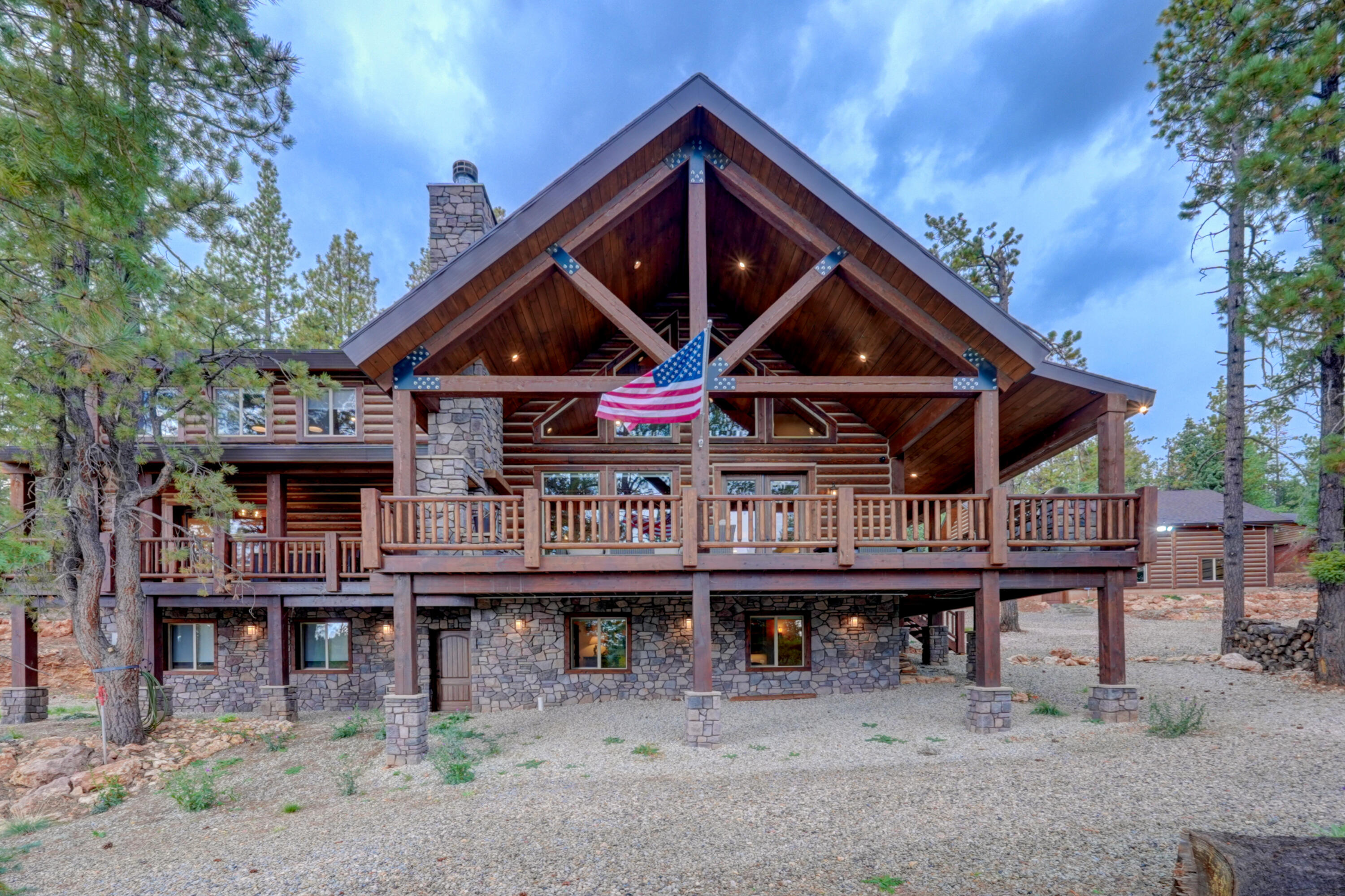 4285 N Meadow Ranch DR, Duck Creek Village, UT 84762 — photo 1