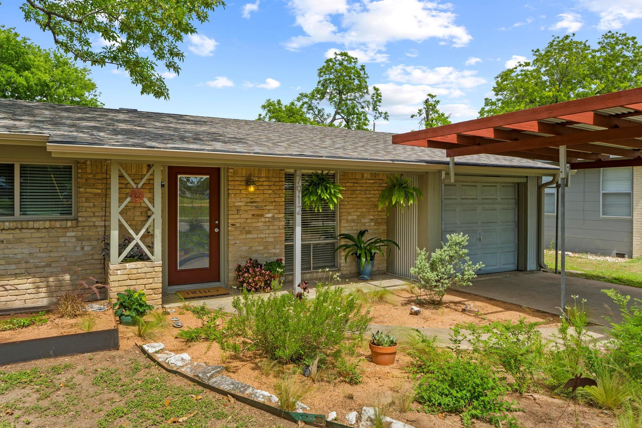 7912 Burrell, Austin, TX 78757 — photo 1