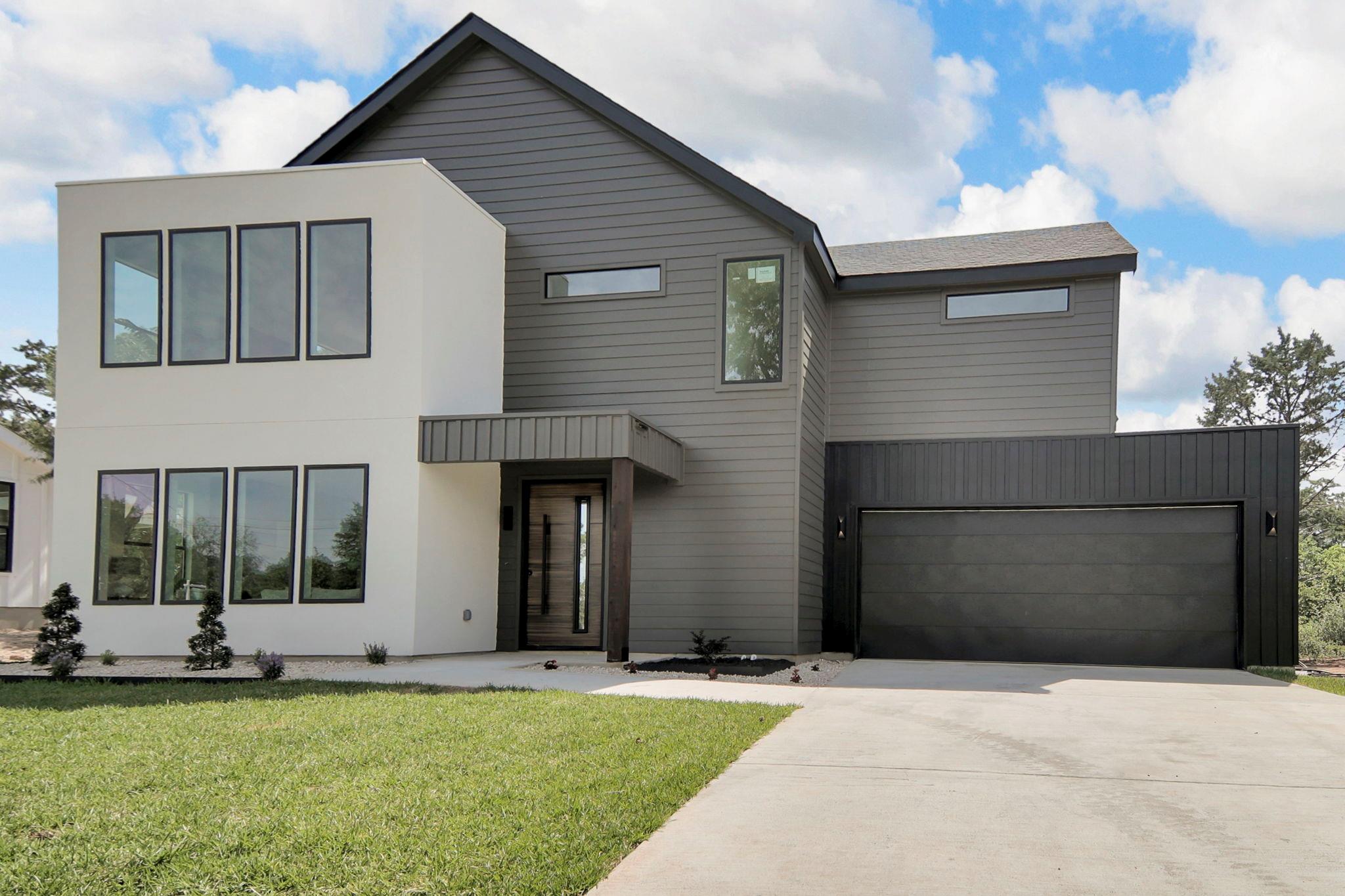 214 Ulupau, Bastrop, TX 78602 — photo 1