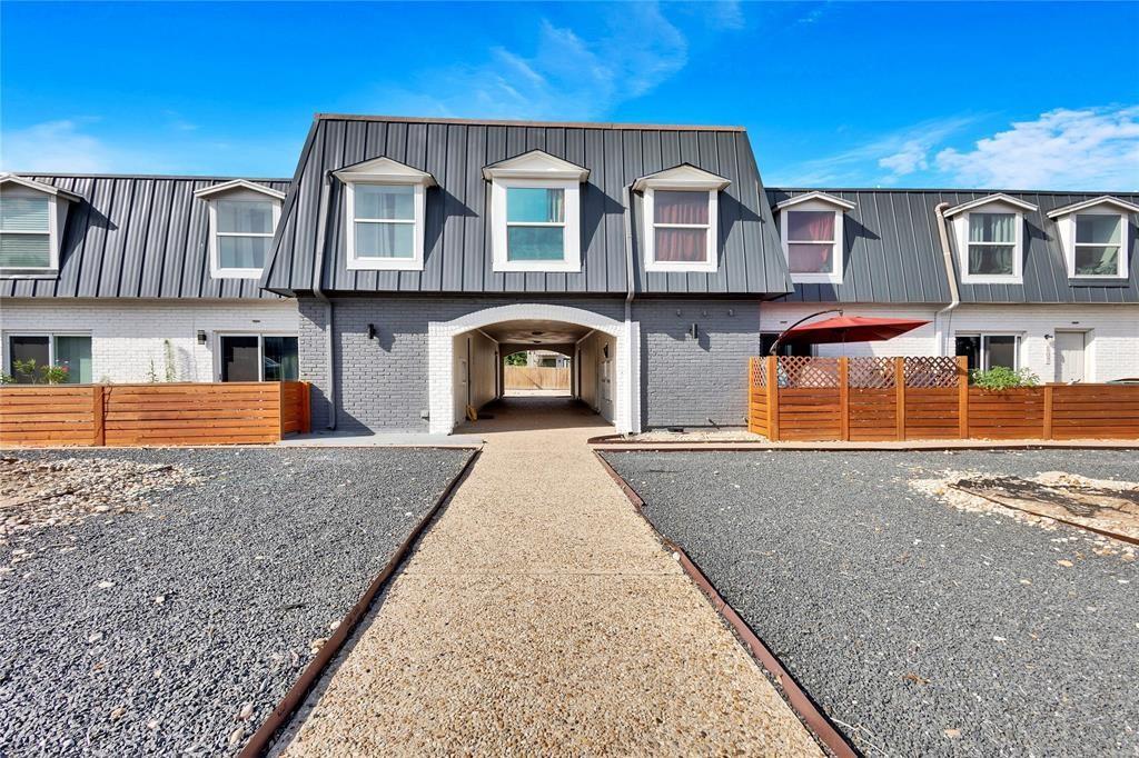 300 Croslin, Austin, TX 78752 — photo 1