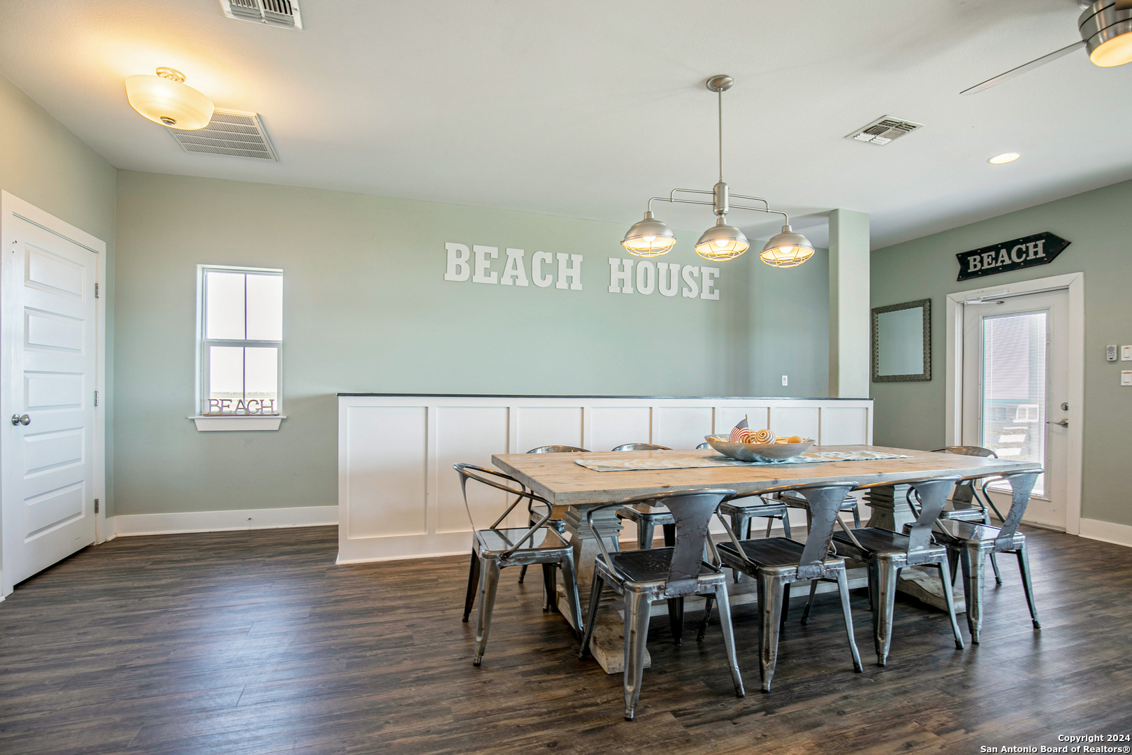 162 La Concha Blvd Unit#7, Port Aransas, TX 78373 — photo 1