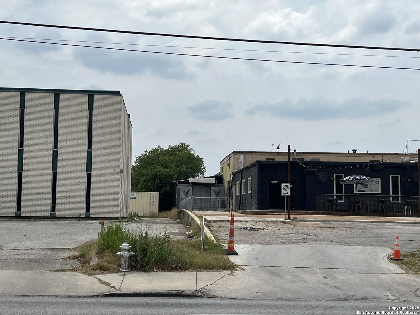 8123 Broadway, San Antonio, TX 78209 — photo 1