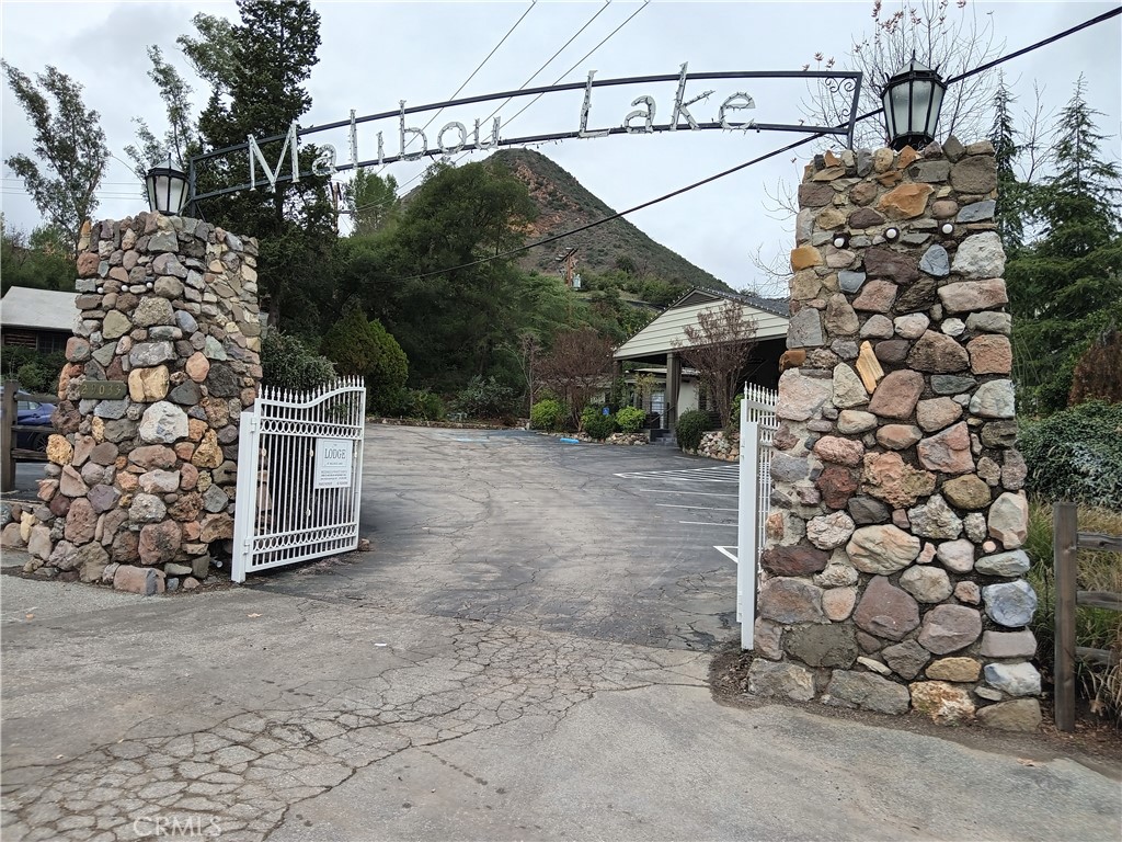 2370 Laguna Circle Drive, Agoura Hills, CA 91301 — photo 1