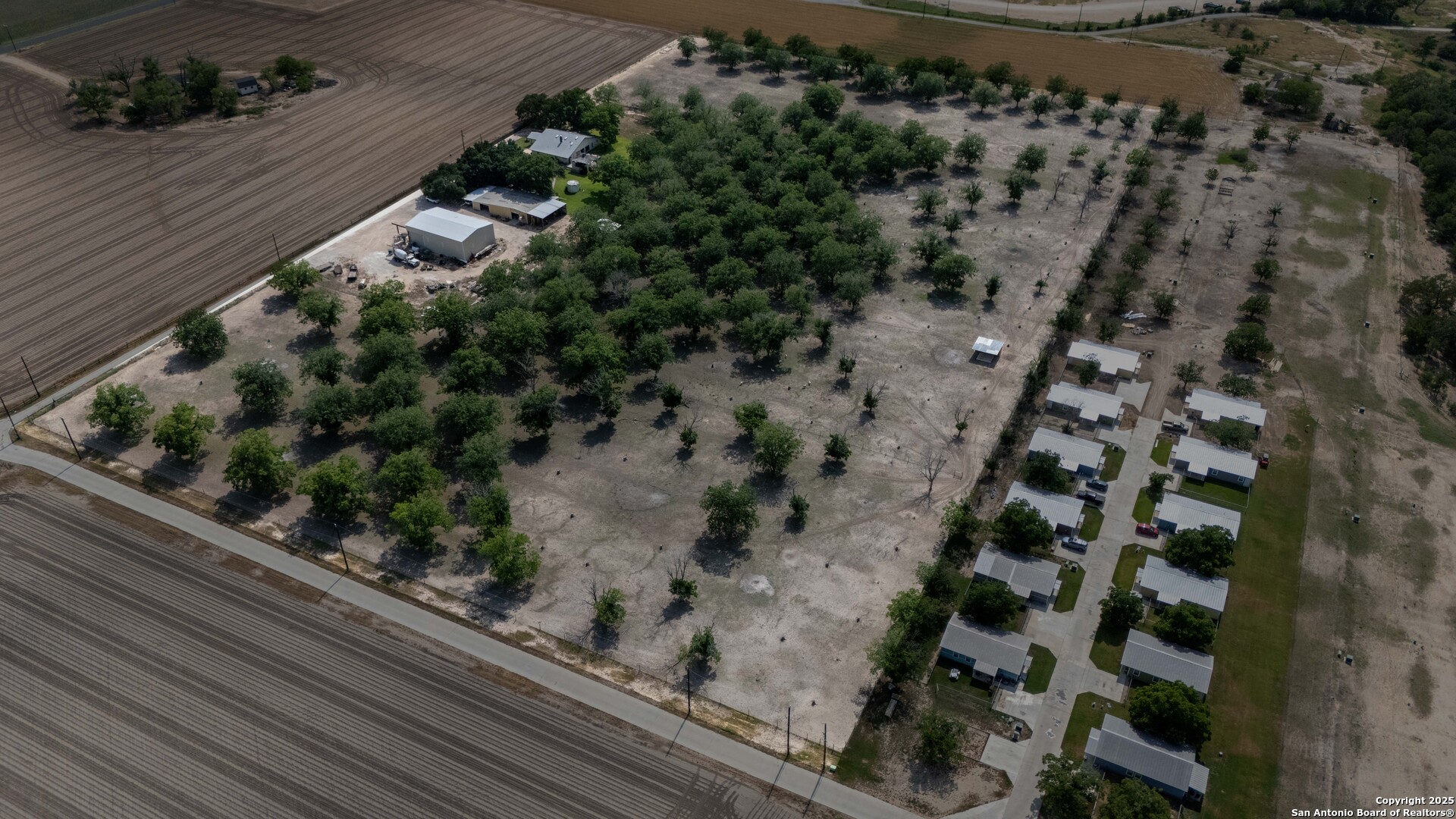 3590 County Road 4713, LaCoste, TX 78039 — photo 1