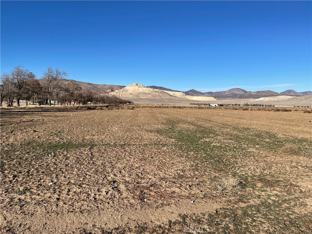 20028 Tehachapi Willow Springs Rd, Tehachapi, CA 93561 — photo 1