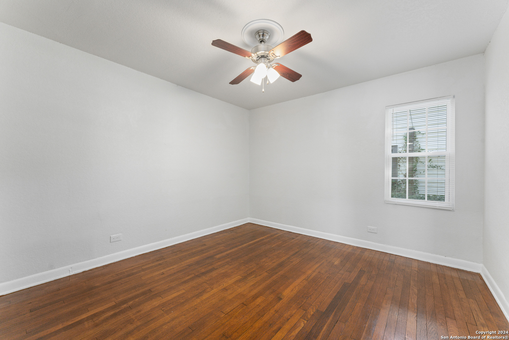 611 KIRK PL, San Antonio, TX 78225 — photo 1