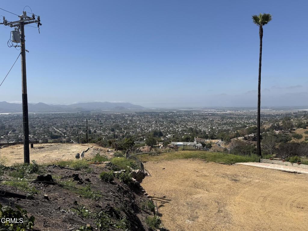 894 W Highland Drive, Camarillo, CA 93010 — photo 1