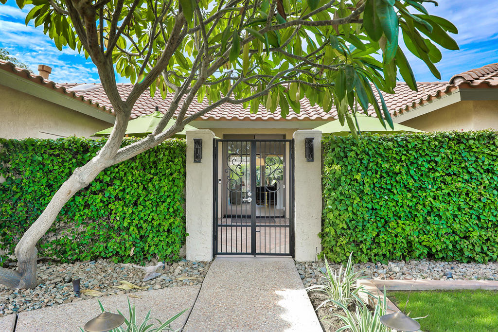 48721 Santa Ursula Street, La Quinta, CA 92253 — photo 1