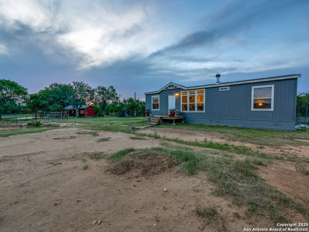 2831 county road 430, Pleasanton, TX 78064 — photo 1