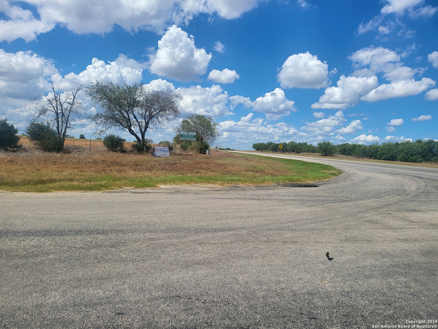 E Abbott Road, St Hedwig, TX 78101 — photo 1