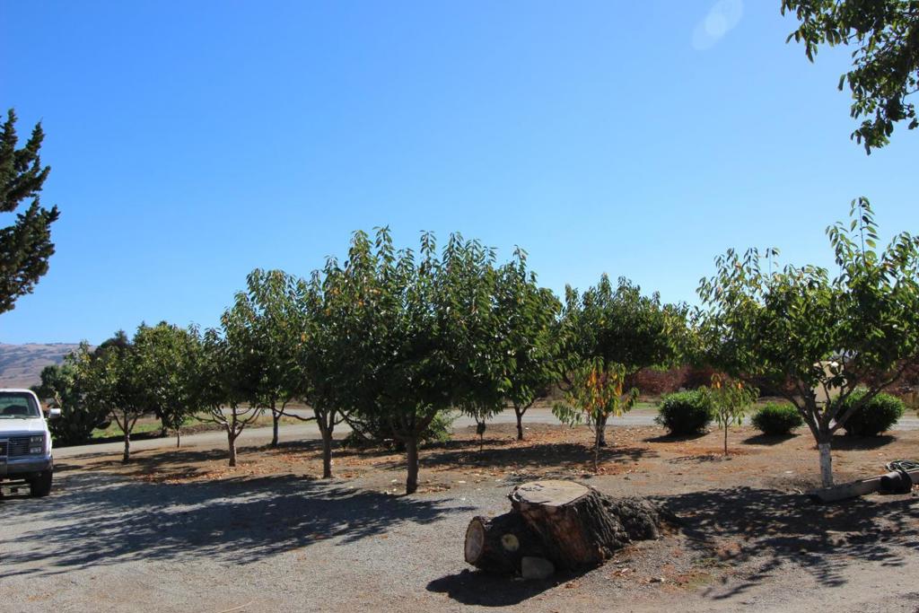 2025 Pacheco Pass Highway, Gilroy, CA 95020 — photo 1