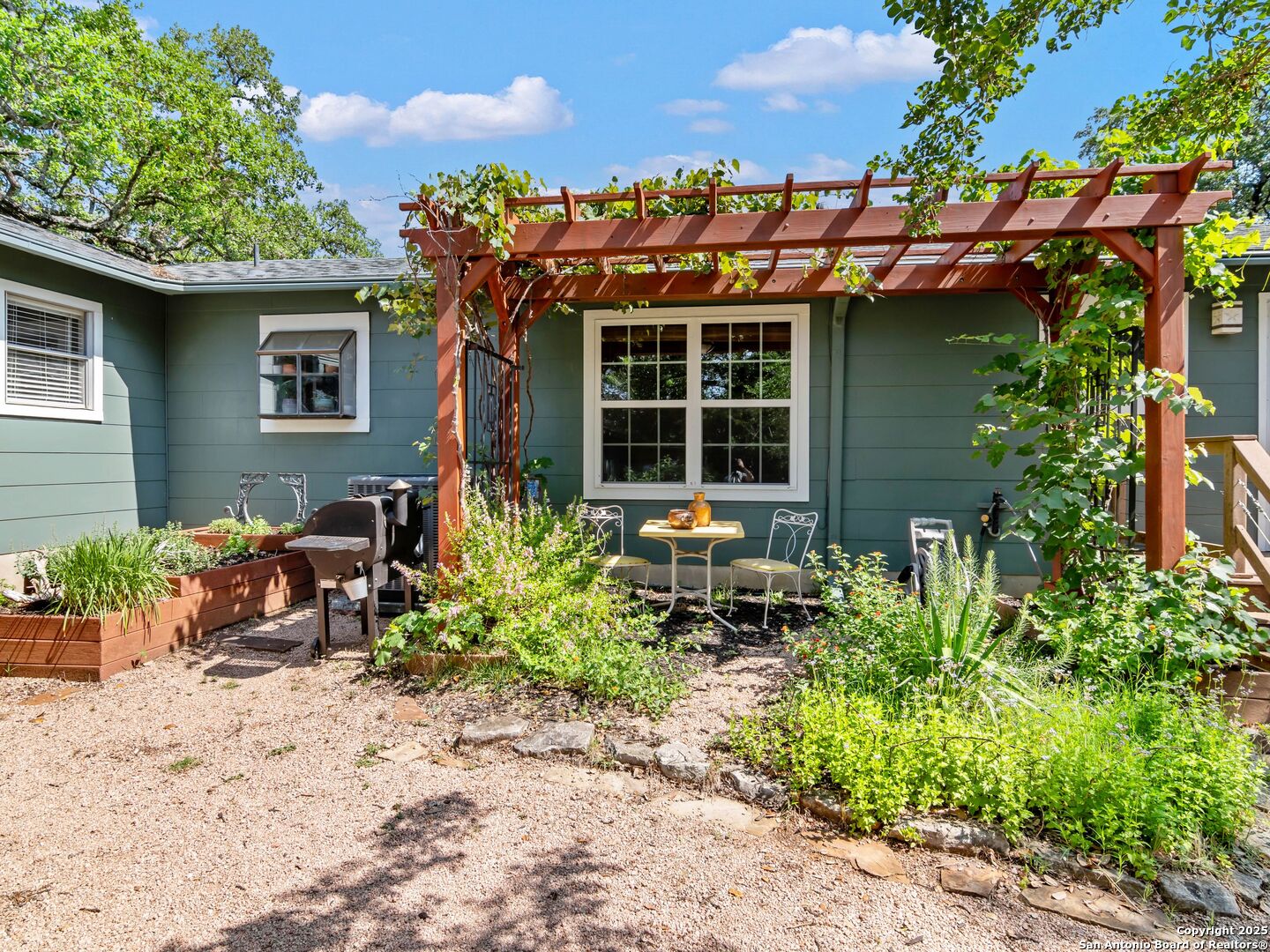 131 Bess St., Boerne, TX 78006 — photo 1