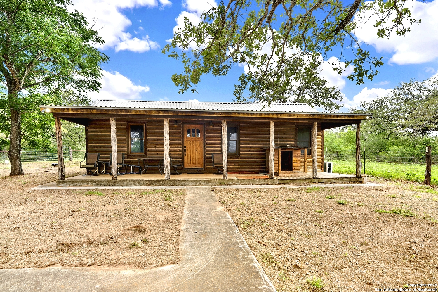 1494 County Road 433, Stockdale, TX 78160 — photo 1