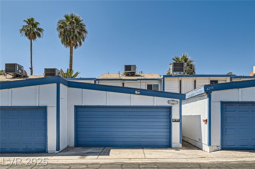 4259 Kona Coast Way, Las Vegas, NV 89121 — photo 1