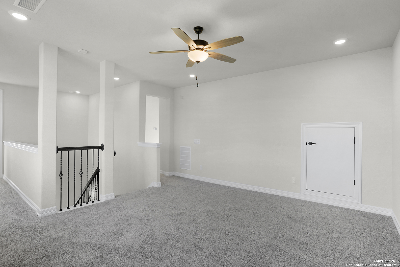 972 NOLTE BEND, Seguin, TX 78155 — photo 1