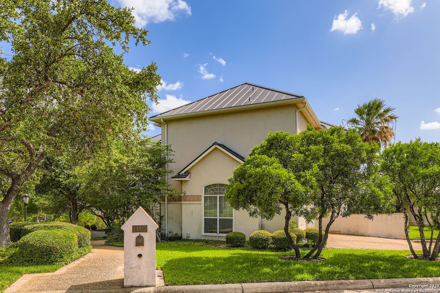 11823 Mill Rock, San Antonio, TX 78230 — photo 1
