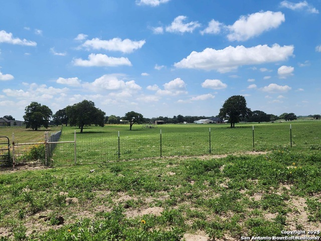 233 TRIPLE BEND DR, La Vernia, TX 78121 — photo 1