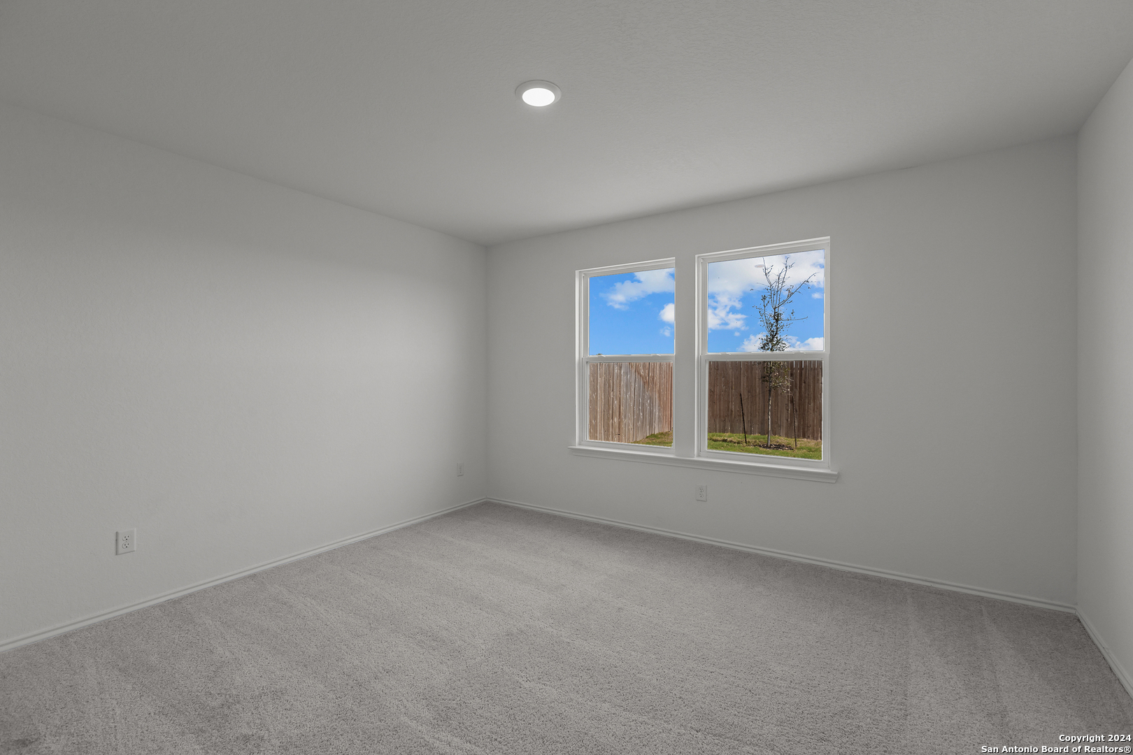 8106 Smithers Avenue, San Antonio, TX 78252 — photo 1