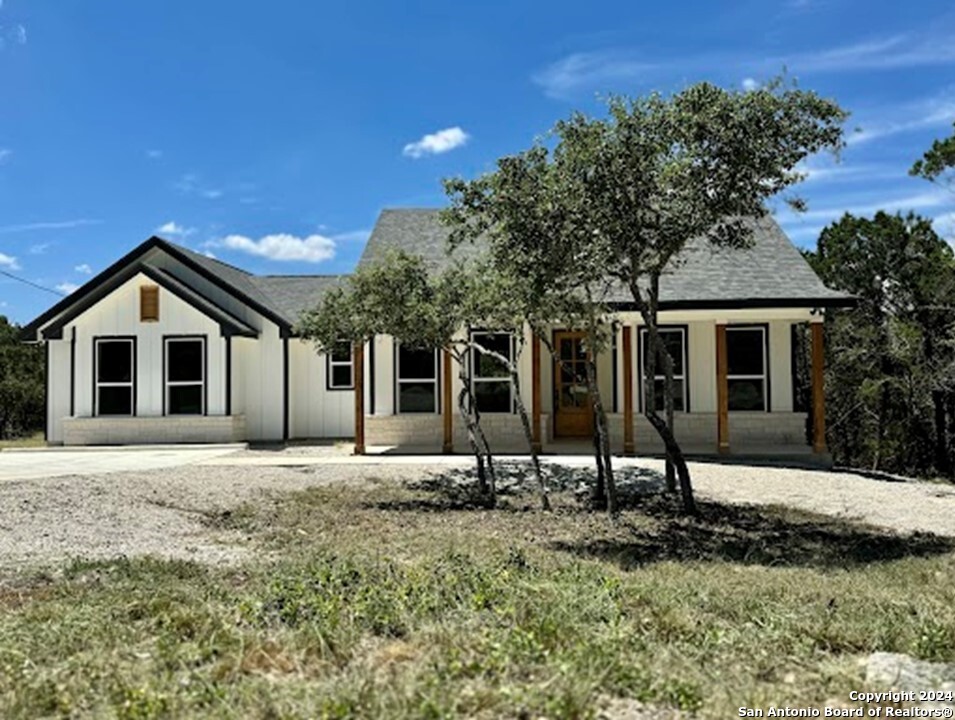 1435 Redwood Rd, Fischer, TX 78623 — photo 1
