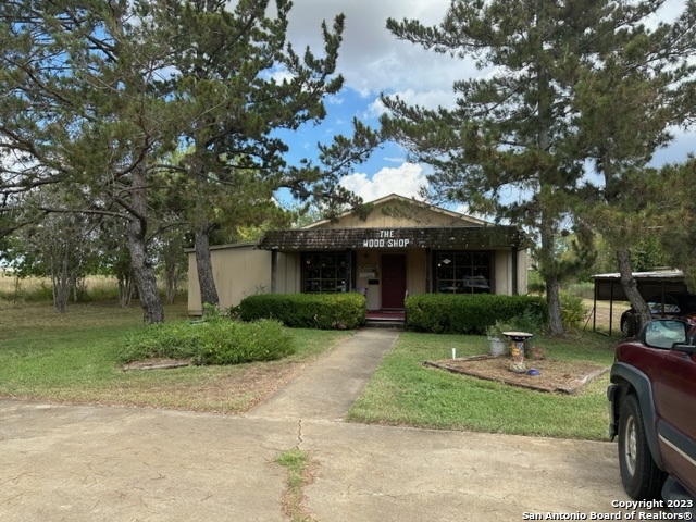 791 S Hwy 16, Jourdanton, TX 78026 — photo 1