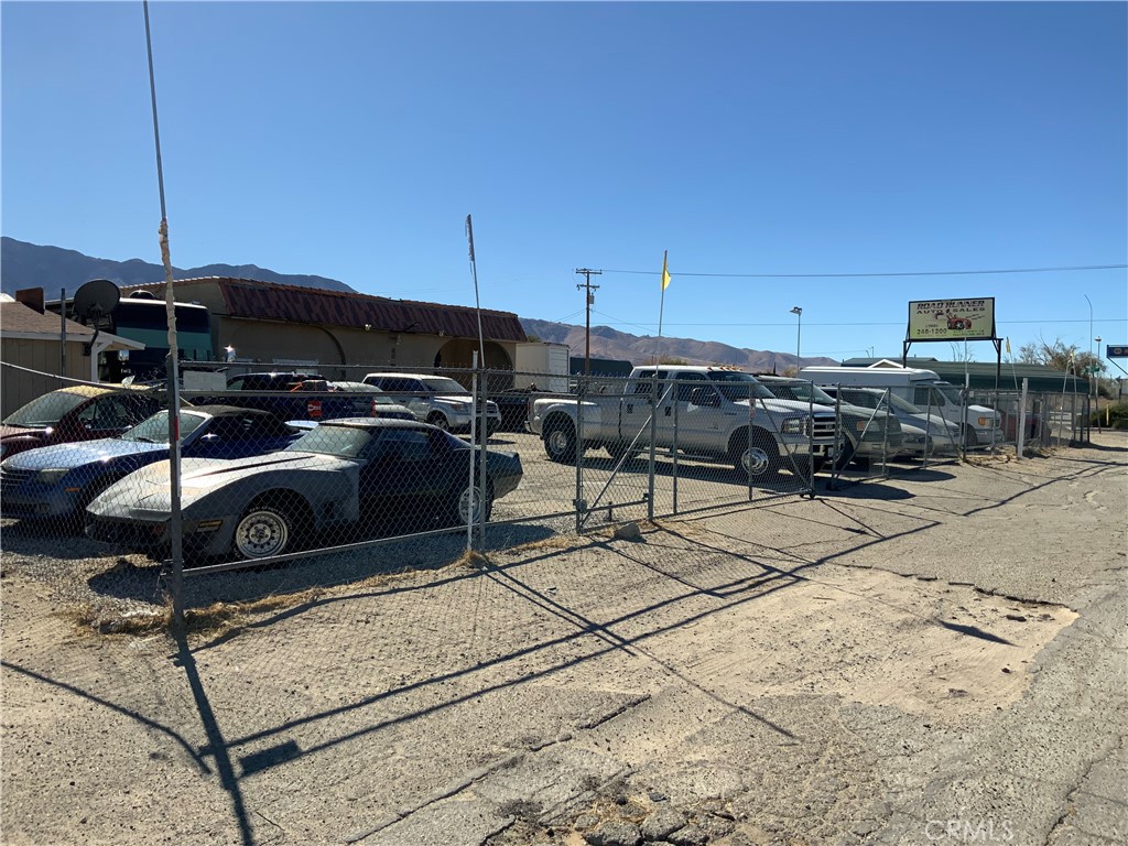 31717 hwy 18, Lucerne Valley, CA 92356 — photo 1