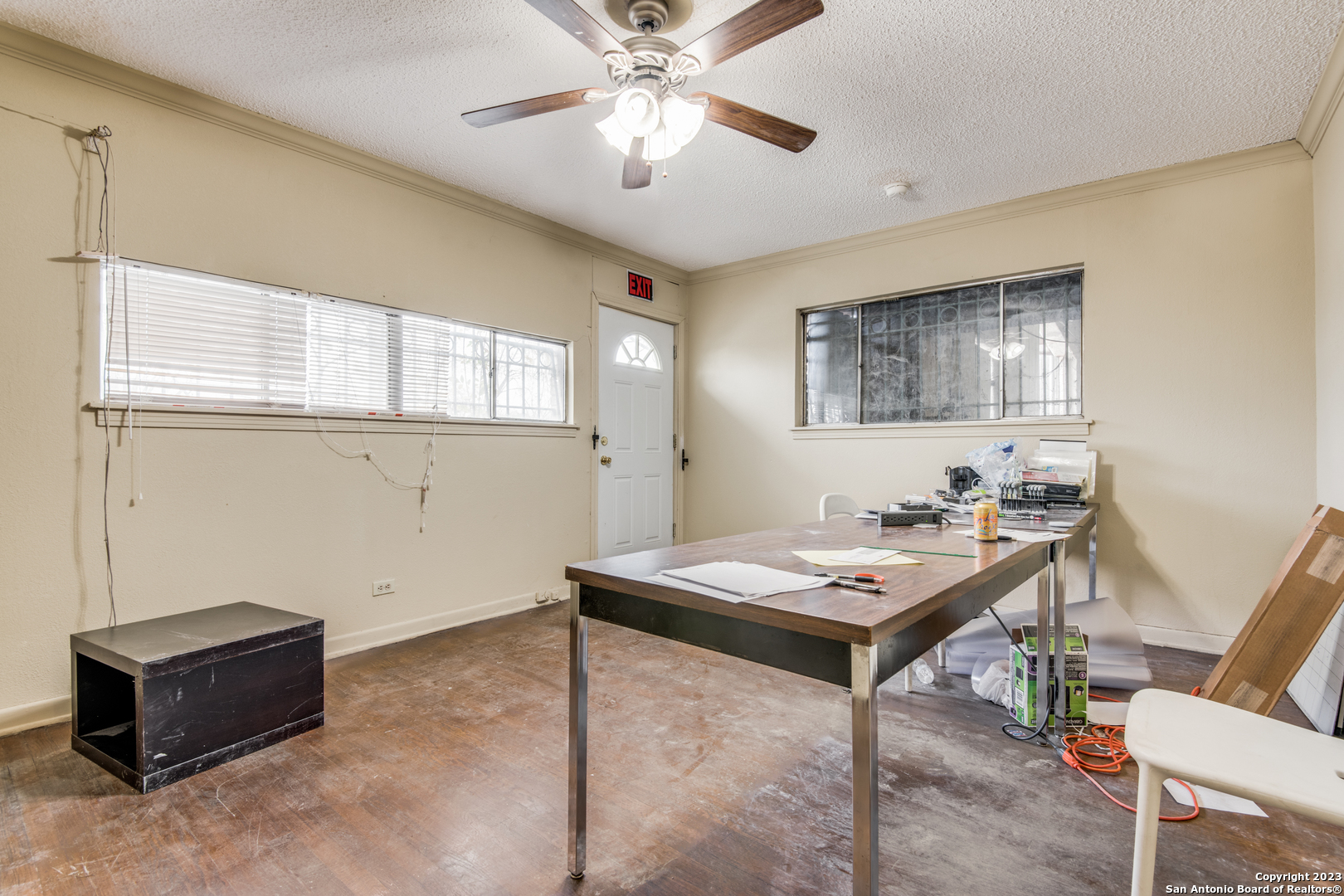 1334 General Mcmullen Dr, San Antonio, TX 78237 — photo 1
