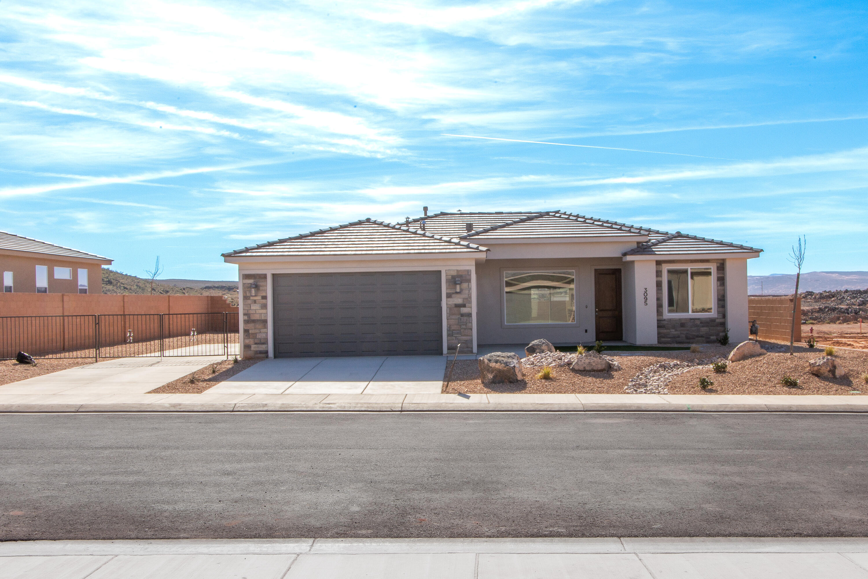 3095 W 520 N
