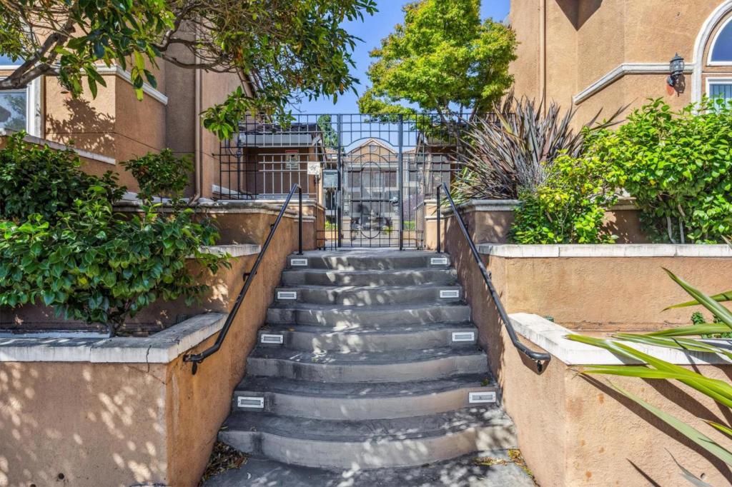 401 S Norfolk Street 123, San Mateo, CA 94401 — photo 1