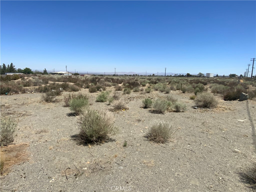 0 No name, Landers, CA 92285 — photo 1