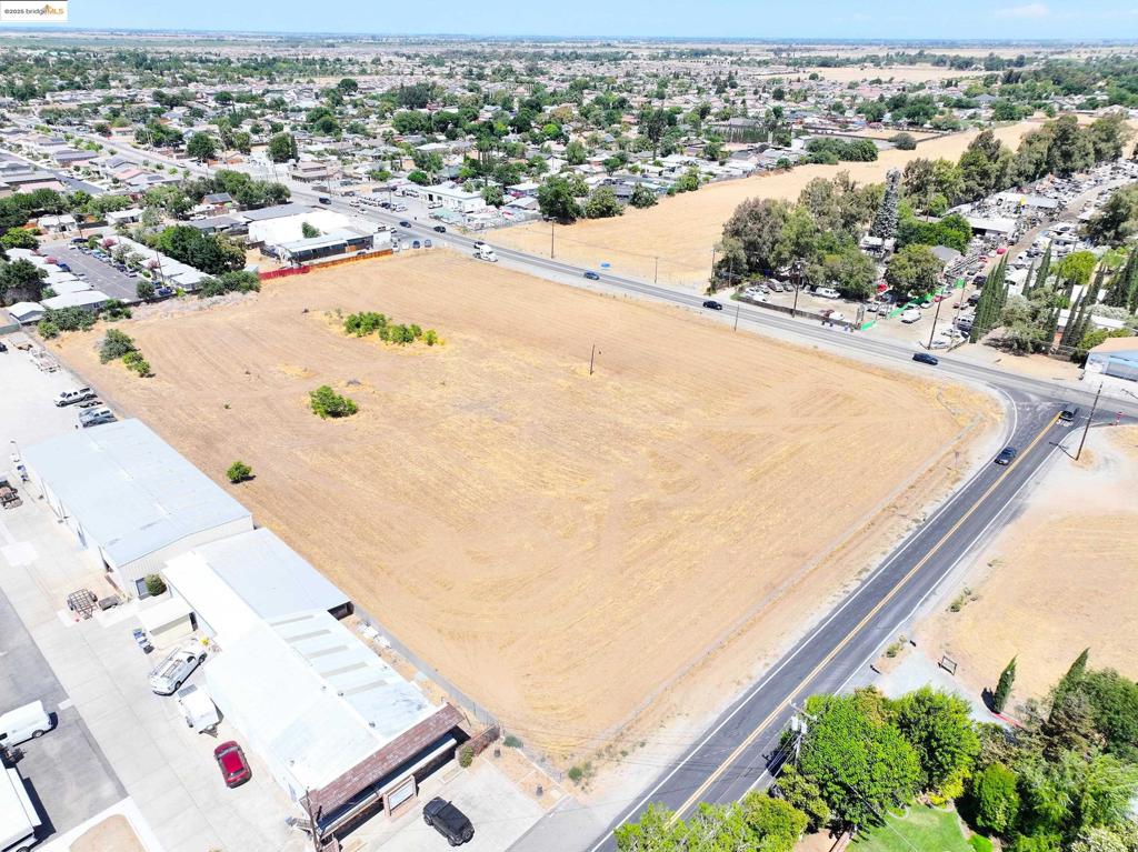Almond Ave, Oakley, CA 94561 — photo 1
