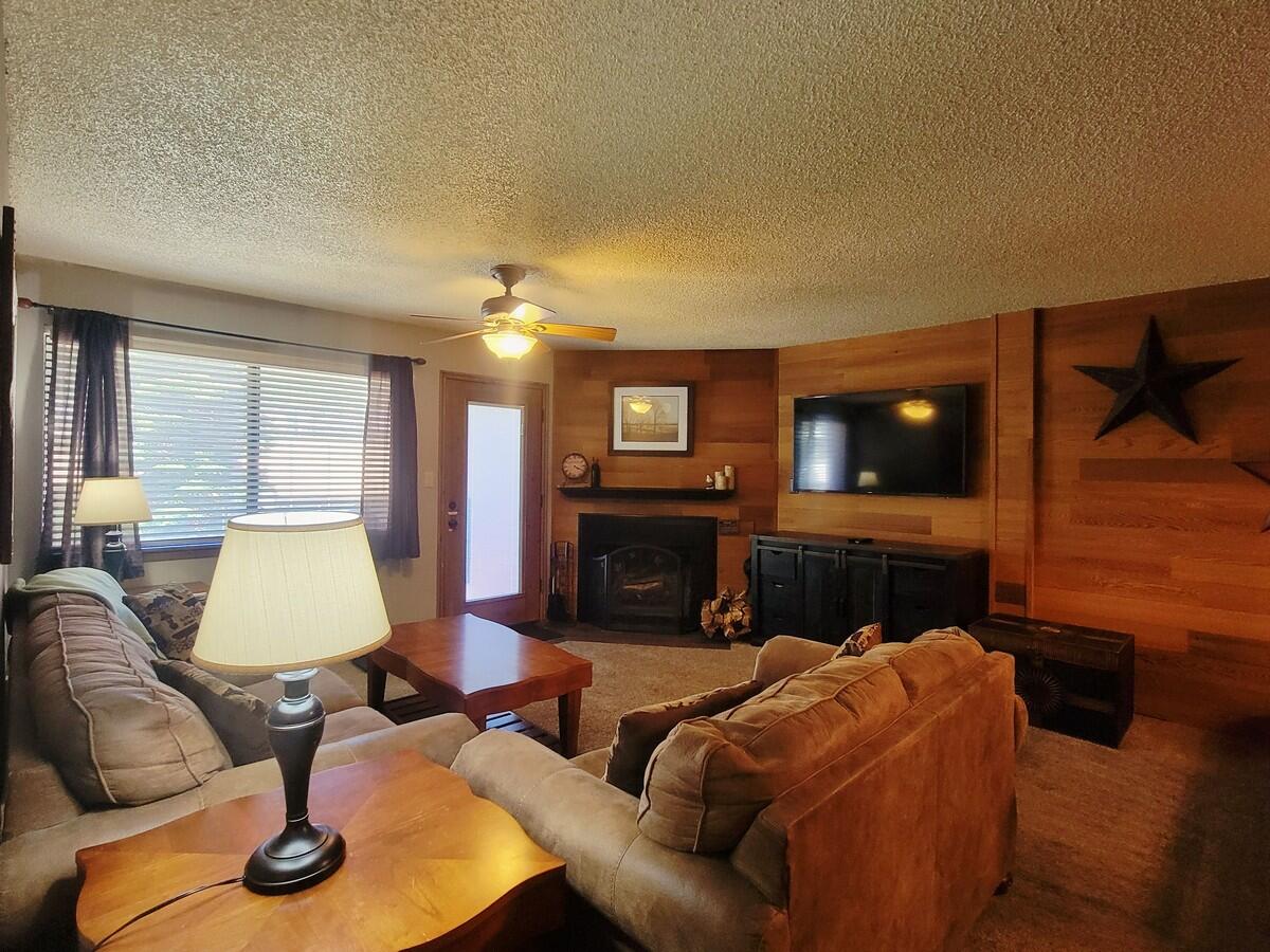 407 S Vasels RD #17, Brian Head, UT 84719 — photo 1