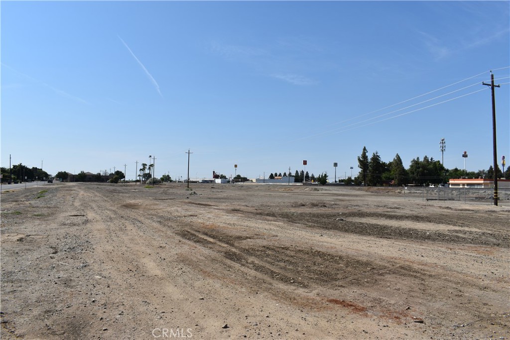430 Front, Chowchilla, CA 93610 — photo 1