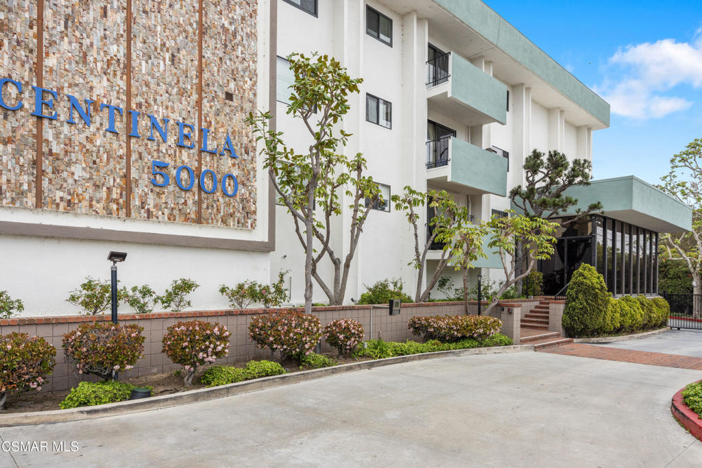 5000 S Centinela Avenue 109, Los Angeles, CA 90066 — photo 1